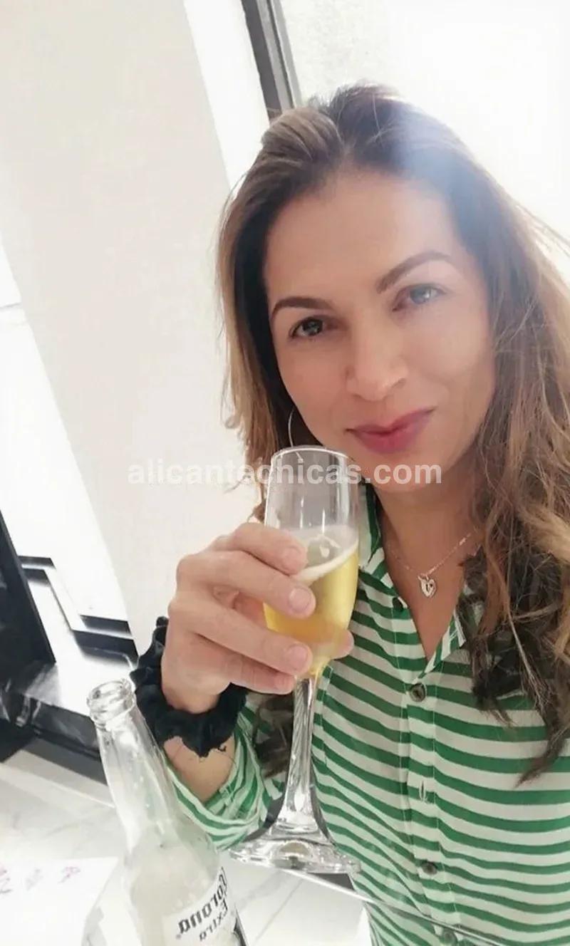 Jeny, Venezolana — acompañante en Benidorm