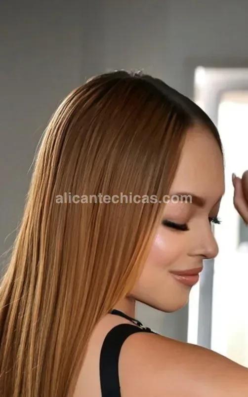 Cristal, Colombiana — acompañante en Alicante